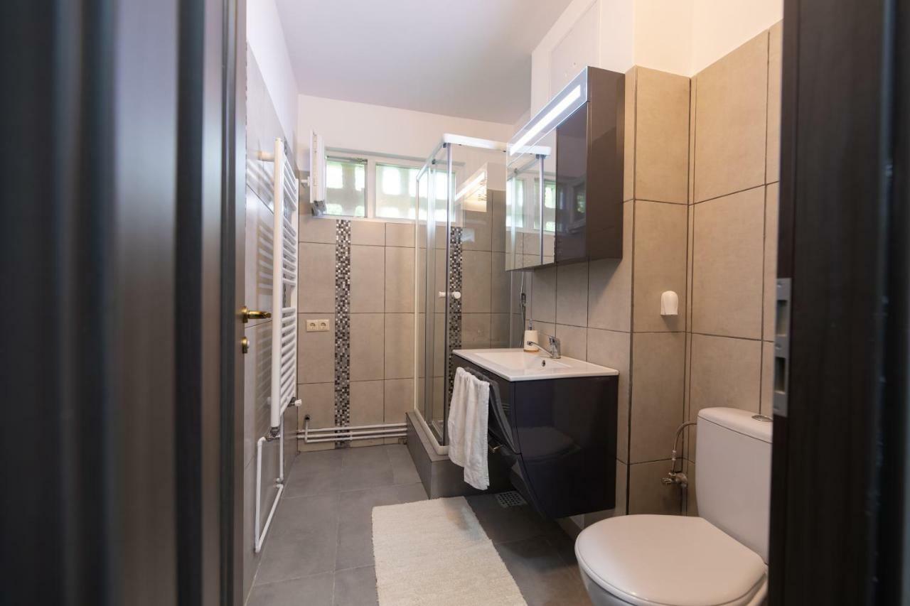 Apartament Ada Apartment ซีบิว ภายนอก รูปภาพ